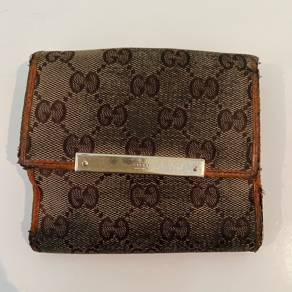 Gucci wallet